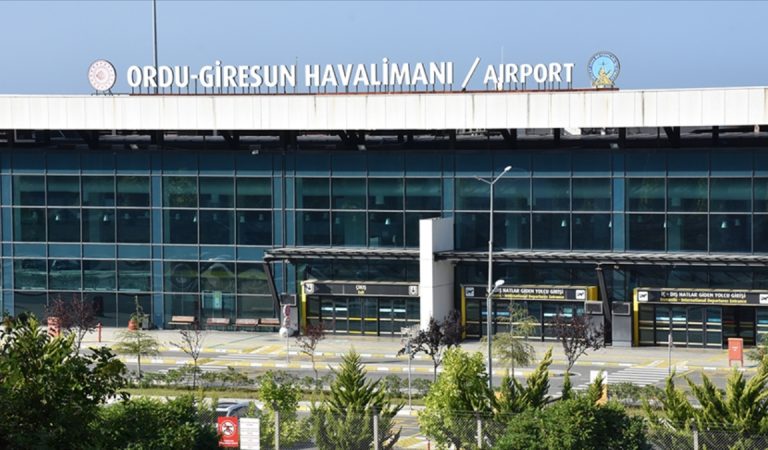 Abdulkadir Uraloğlu: Ordu-Giresun Havalimanı’nın yolcu sayısı 10 yılda 8,8 milyonu aştı Abdulkadir Uraloğlu: Ordu-Giresun Havalimanı’nın yolcu sayısı 10 yılda 8,8 milyonu aştı