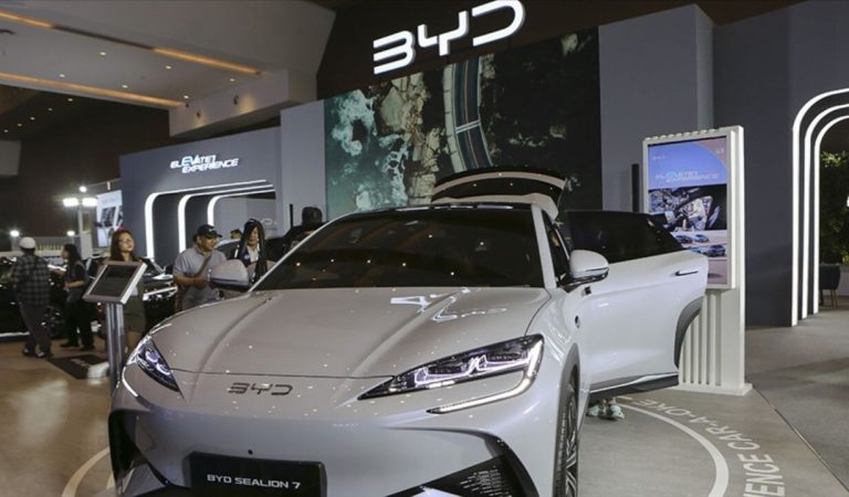 Çinli BYD Avrupa’da birinci defa Tesla’dan daha fazla sattı