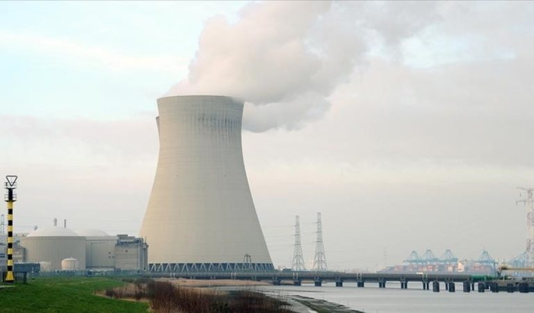 Dünyada elektrik üretiminde yenilenebilir ve nükleer gücün hissesi