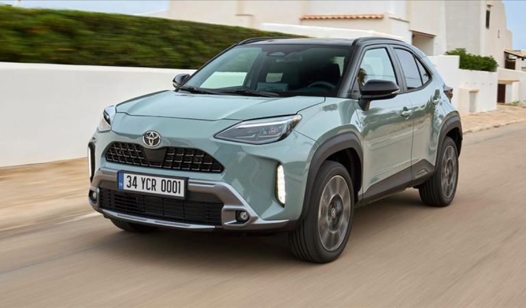 Toyota, Türkiye araba pazarında yüzde 51 büyüdü Toyota, Türkiye araba pazarında yüzde 51 büyüdü